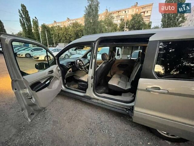 Сірий Форд Транзит Коннект, об'ємом двигуна 2.5 л та пробігом 172 тис. км за 12600 $, фото 7 на Automoto.ua