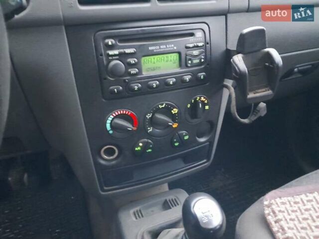 Синій Форд Транзит Коннект, об'ємом двигуна 1.75 л та пробігом 350 тис. км за 4200 $, фото 13 на Automoto.ua