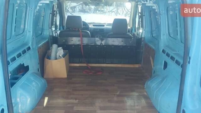 Синій Форд Транзит Коннект, об'ємом двигуна 1.75 л та пробігом 430 тис. км за 2900 $, фото 5 на Automoto.ua