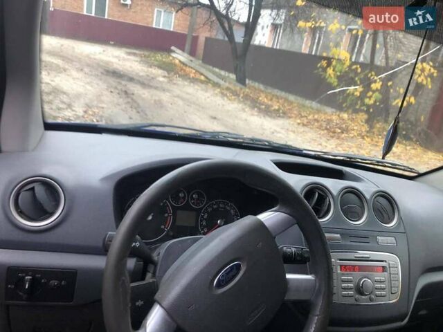 Синій Форд Транзит Коннект, об'ємом двигуна 1.8 л та пробігом 390 тис. км за 3500 $, фото 4 на Automoto.ua