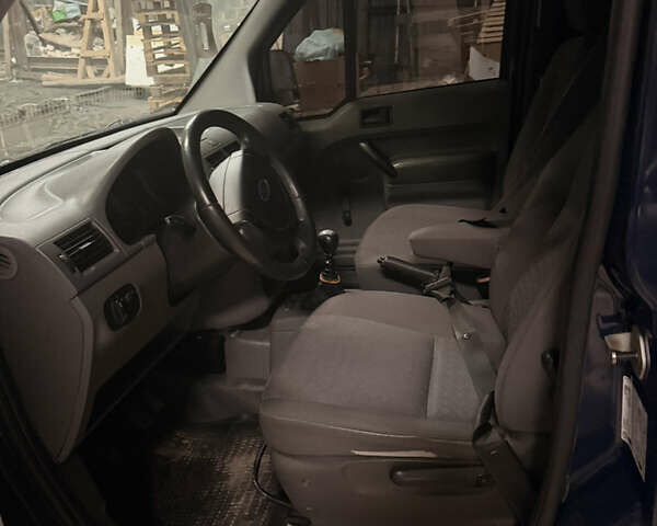 Синій Форд Транзит Коннект, об'ємом двигуна 1.8 л та пробігом 422 тис. км за 3800 $, фото 13 на Automoto.ua