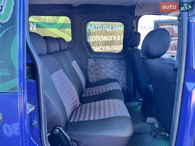 Синій Форд Транзит Коннект, об'ємом двигуна 1.8 л та пробігом 370 тис. км за 3900 $, фото 11 на Automoto.ua