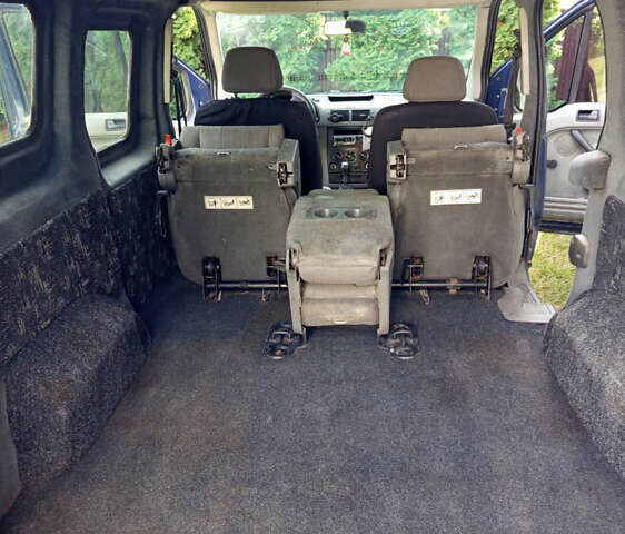 Синий Форд Транзит Коннект, объемом двигателя 1.8 л и пробегом 360 тыс. км за 2999 $, фото 4 на Automoto.ua