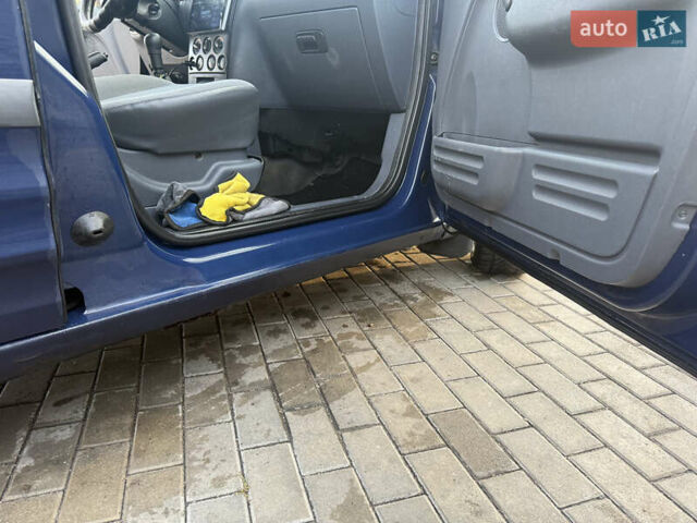 Синій Форд Транзит Коннект, об'ємом двигуна 1.8 л та пробігом 321 тис. км за 7000 $, фото 13 на Automoto.ua