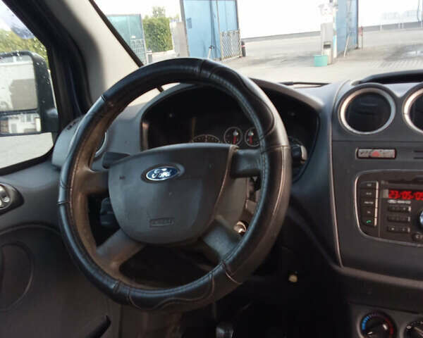 Синій Форд Транзит Коннект, об'ємом двигуна 1.8 л та пробігом 356 тис. км за 3400 $, фото 22 на Automoto.ua