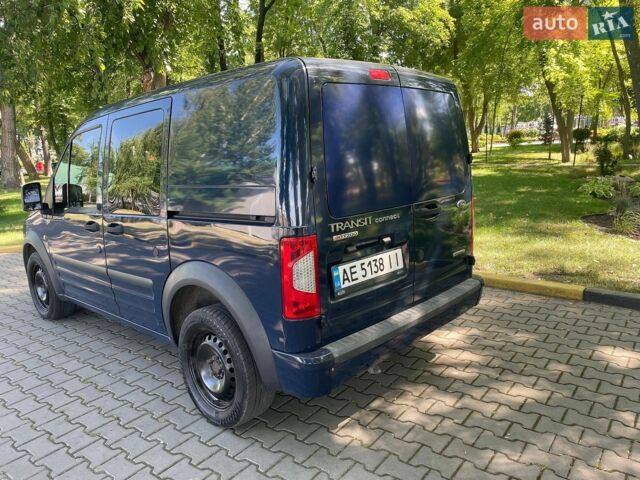 Синий Форд Транзит Коннект, объемом двигателя 1.8 л и пробегом 326 тыс. км за 6100 $, фото 4 на Automoto.ua