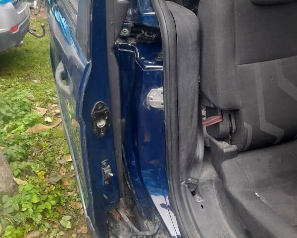 Синій Форд Транзит Коннект, об'ємом двигуна 1.6 л та пробігом 230 тис. км за 4100 $, фото 19 на Automoto.ua