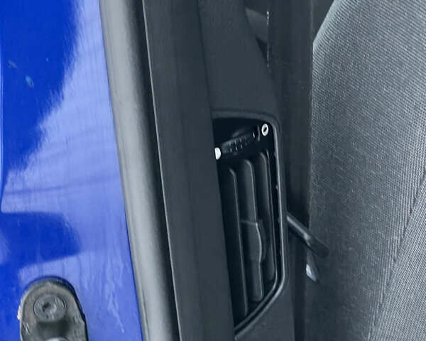 Синій Форд Транзит Коннект, об'ємом двигуна 2.5 л та пробігом 153 тис. км за 14900 $, фото 39 на Automoto.ua