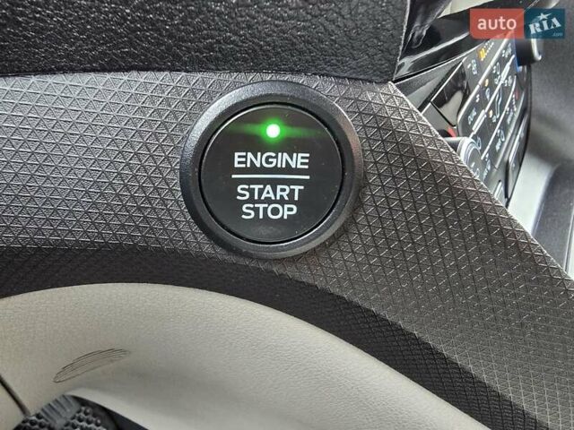 Синий Форд Транзит Коннект, объемом двигателя 2 л и пробегом 77 тыс. км за 14499 $, фото 20 на Automoto.ua