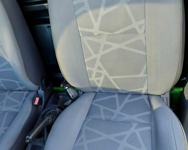 Зеленый Форд Транзит Коннект, объемом двигателя 1.8 л и пробегом 274 тыс. км за 5000 $, фото 9 на Automoto.ua