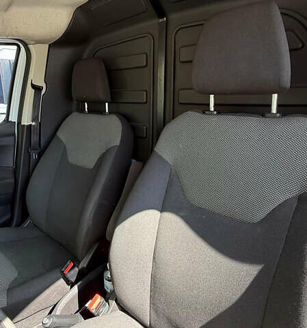 Белый Форд Транзит Курьер, объемом двигателя 1.5 л и пробегом 280 тыс. км за 6400 $, фото 6 на Automoto.ua