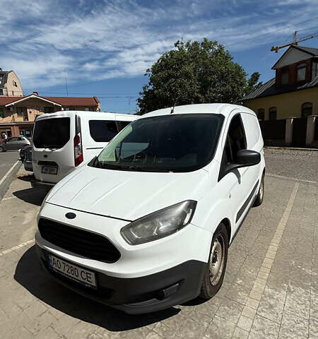 Белый Форд Транзит Курьер, объемом двигателя 1.5 л и пробегом 280 тыс. км за 6400 $, фото 1 на Automoto.ua