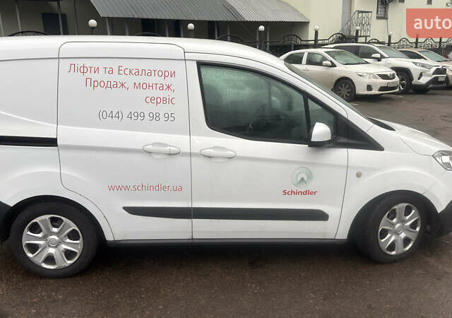 Білий Форд Транзит Кур'єр, об'ємом двигуна 1.5 л та пробігом 271 тис. км за 6087 $, фото 2 на Automoto.ua