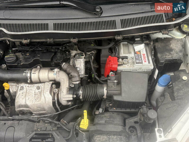 Білий Форд Транзит Кур'єр, об'ємом двигуна 1.5 л та пробігом 271 тис. км за 6087 $, фото 20 на Automoto.ua