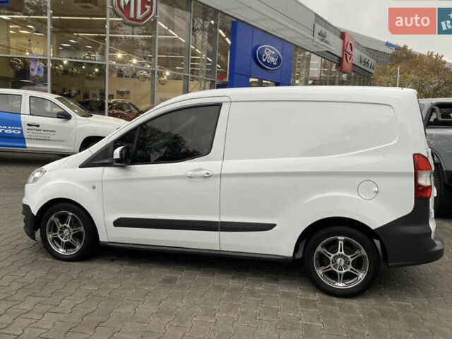 Белый Форд Транзит Курьер, объемом двигателя 1.5 л и пробегом 267 тыс. км за 7300 $, фото 2 на Automoto.ua