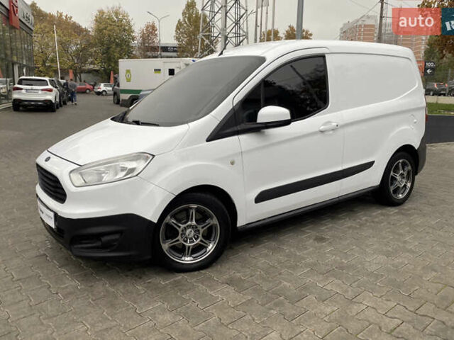 Белый Форд Транзит Курьер, объемом двигателя 1.5 л и пробегом 267 тыс. км за 7300 $, фото 1 на Automoto.ua