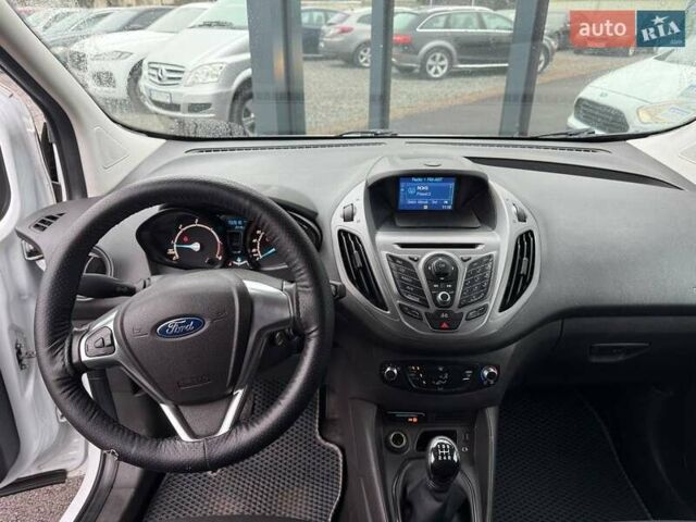 Форд Транзит Кур'єр, об'ємом двигуна 1.5 л та пробігом 192 тис. км за 8490 $, фото 12 на Automoto.ua