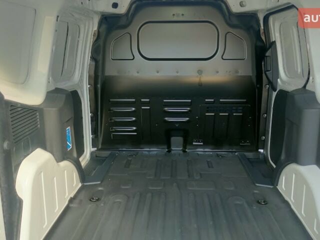 Форд Транзит Кур'єр, об'ємом двигуна 1.5 л та пробігом 0 тис. км за 28840 $, фото 19 на Automoto.ua