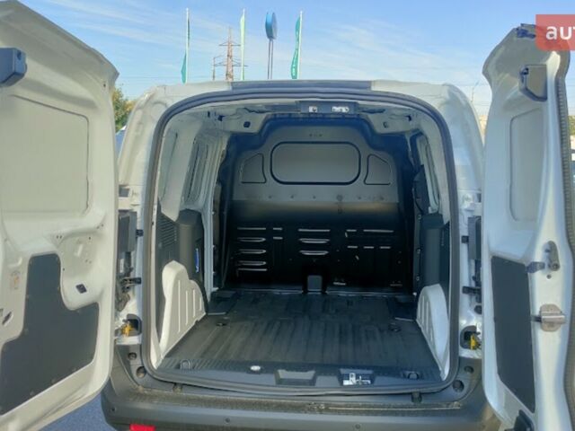 Форд Транзит Кур'єр, об'ємом двигуна 1.5 л та пробігом 0 тис. км за 29139 $, фото 18 на Automoto.ua