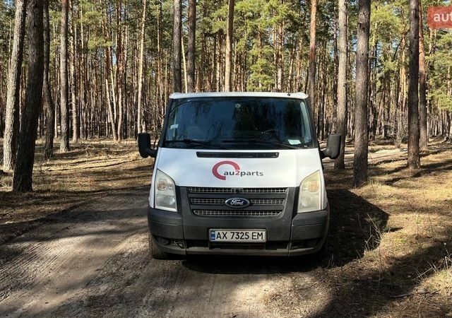 Белый Форд Транзит Кастом, объемом двигателя 2.2 л и пробегом 409 тыс. км за 8500 $, фото 26 на Automoto.ua