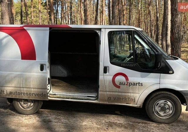 Белый Форд Транзит Кастом, объемом двигателя 2.2 л и пробегом 409 тыс. км за 8500 $, фото 9 на Automoto.ua