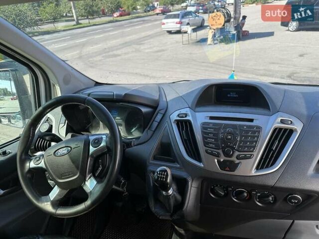 Белый Форд Транзит Кастом, объемом двигателя 2.2 л и пробегом 350 тыс. км за 10000 $, фото 5 на Automoto.ua