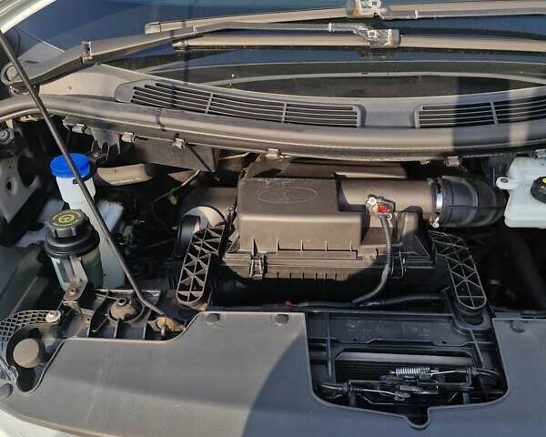 Белый Форд Транзит Кастом, объемом двигателя 2.2 л и пробегом 280 тыс. км за 10000 $, фото 24 на Automoto.ua