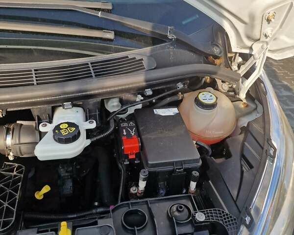 Белый Форд Транзит Кастом, объемом двигателя 2.2 л и пробегом 280 тыс. км за 10000 $, фото 26 на Automoto.ua