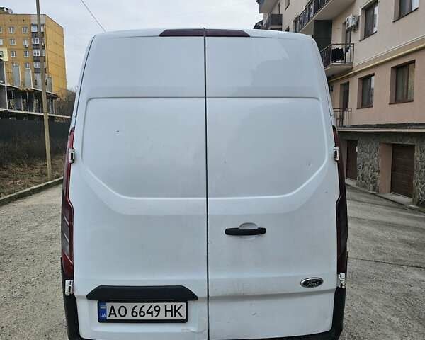 Белый Форд Транзит Кастом, объемом двигателя 2.2 л и пробегом 317 тыс. км за 8600 $, фото 5 на Automoto.ua