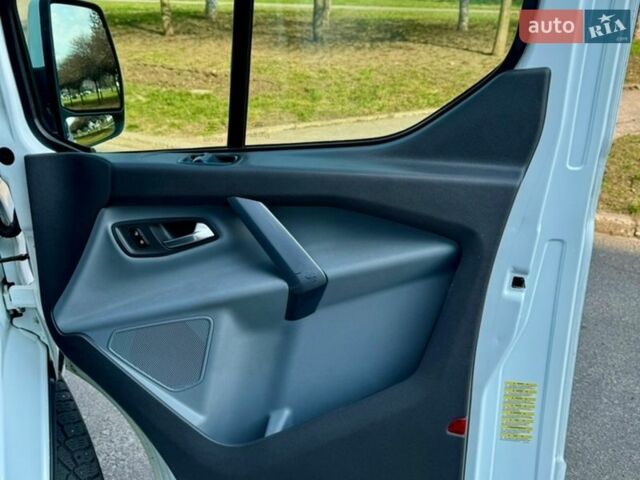 Білий Форд Транзит Кастом, об'ємом двигуна 2.2 л та пробігом 256 тис. км за 12350 $, фото 36 на Automoto.ua