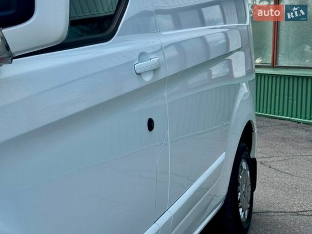 Білий Форд Транзит Кастом, об'ємом двигуна 2.2 л та пробігом 256 тис. км за 12350 $, фото 10 на Automoto.ua