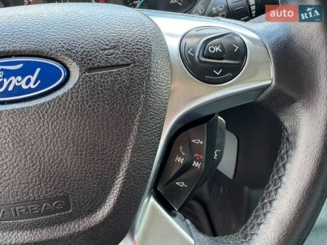 Білий Форд Транзит Кастом, об'ємом двигуна 2.2 л та пробігом 256 тис. км за 12350 $, фото 21 на Automoto.ua