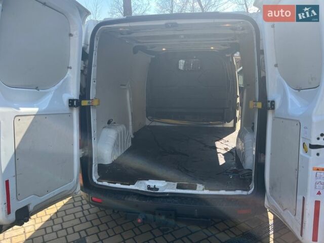 Білий Форд Транзит Кастом, об'ємом двигуна 2.2 л та пробігом 393 тис. км за 9800 $, фото 10 на Automoto.ua