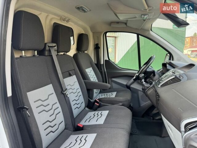 Білий Форд Транзит Кастом, об'ємом двигуна 2.2 л та пробігом 256 тис. км за 12350 $, фото 33 на Automoto.ua