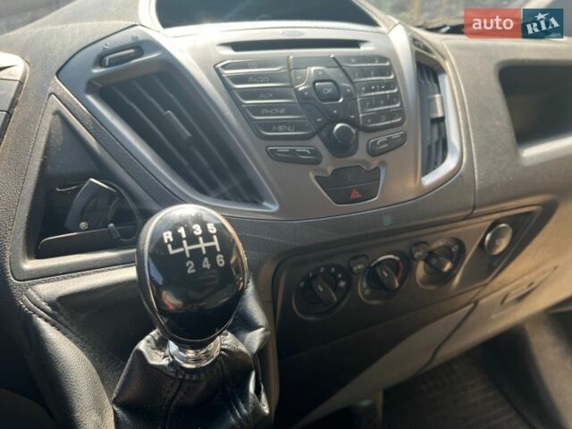 Білий Форд Транзит Кастом, об'ємом двигуна 2.2 л та пробігом 393 тис. км за 9800 $, фото 11 на Automoto.ua