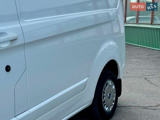 Білий Форд Транзит Кастом, об'ємом двигуна 2.2 л та пробігом 256 тис. км за 12350 $, фото 11 на Automoto.ua