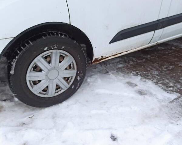 Белый Форд Транзит Кастом, объемом двигателя 2.2 л и пробегом 291 тыс. км за 7925 $, фото 11 на Automoto.ua