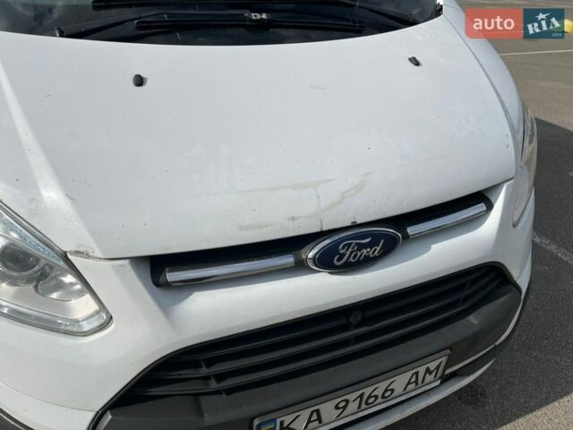 Белый Форд Транзит Кастом, объемом двигателя 2.2 л и пробегом 335 тыс. км за 10500 $, фото 1 на Automoto.ua