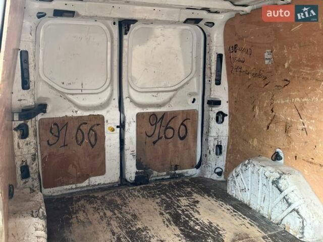 Белый Форд Транзит Кастом, объемом двигателя 2.2 л и пробегом 335 тыс. км за 10500 $, фото 23 на Automoto.ua