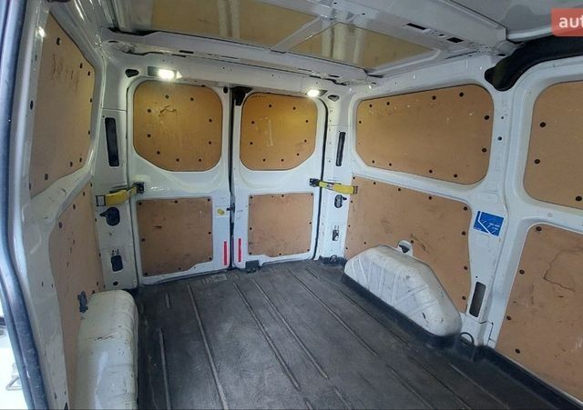 Білий Форд Транзит Кастом, об'ємом двигуна 2.2 л та пробігом 253 тис. км за 13990 $, фото 10 на Automoto.ua