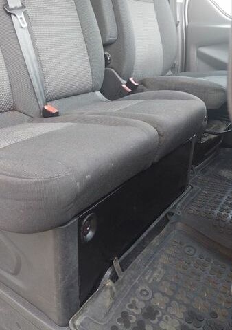 Білий Форд Транзит Кастом, об'ємом двигуна 2.2 л та пробігом 253 тис. км за 13990 $, фото 18 на Automoto.ua