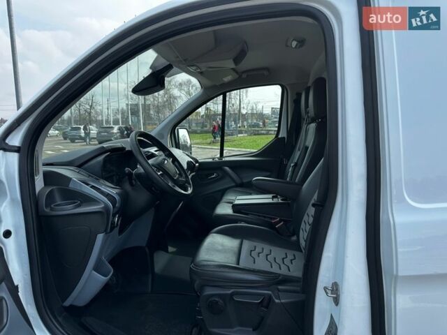 Білий Форд Транзит Кастом, об'ємом двигуна 2.2 л та пробігом 235 тис. км за 13250 $, фото 29 на Automoto.ua