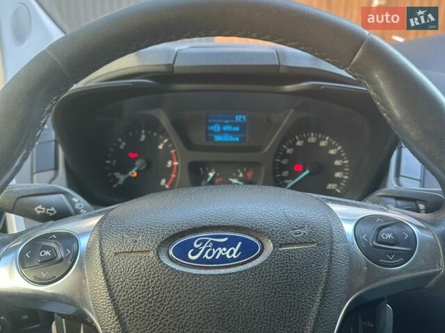 Белый Форд Транзит Кастом, объемом двигателя 2.2 л и пробегом 307 тыс. км за 12900 $, фото 11 на Automoto.ua