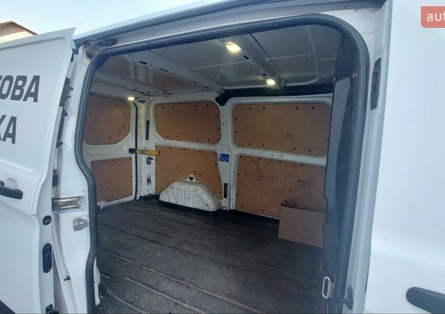 Білий Форд Транзит Кастом, об'ємом двигуна 2.2 л та пробігом 253 тис. км за 13990 $, фото 11 на Automoto.ua