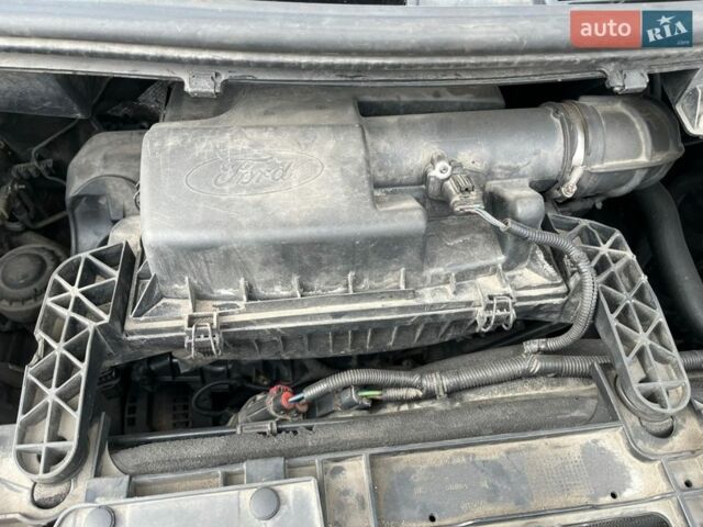 Белый Форд Транзит Кастом, объемом двигателя 2.2 л и пробегом 335 тыс. км за 10500 $, фото 39 на Automoto.ua