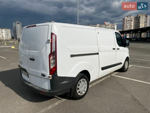 Белый Форд Транзит Кастом, объемом двигателя 2.2 л и пробегом 335 тыс. км за 10500 $, фото 4 на Automoto.ua