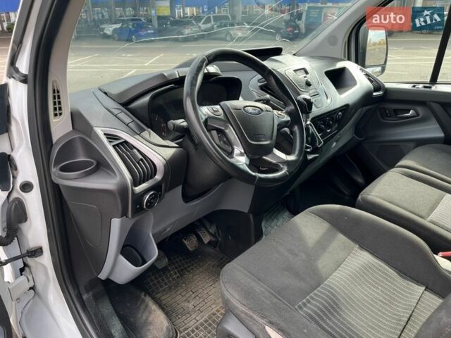 Белый Форд Транзит Кастом, объемом двигателя 2.2 л и пробегом 335 тыс. км за 10500 $, фото 12 на Automoto.ua