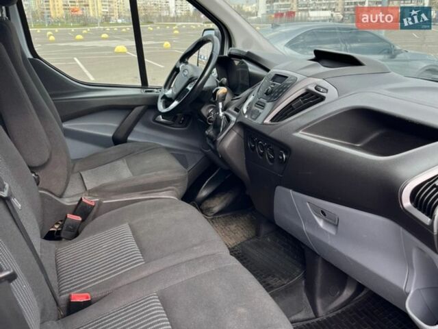 Белый Форд Транзит Кастом, объемом двигателя 2.2 л и пробегом 335 тыс. км за 10500 $, фото 19 на Automoto.ua