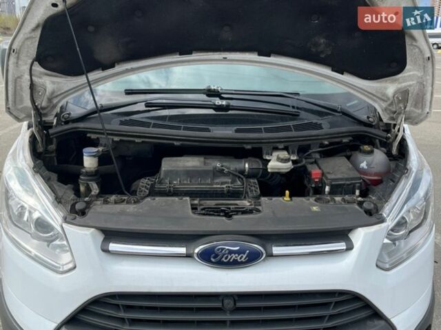 Белый Форд Транзит Кастом, объемом двигателя 2.2 л и пробегом 335 тыс. км за 10500 $, фото 42 на Automoto.ua