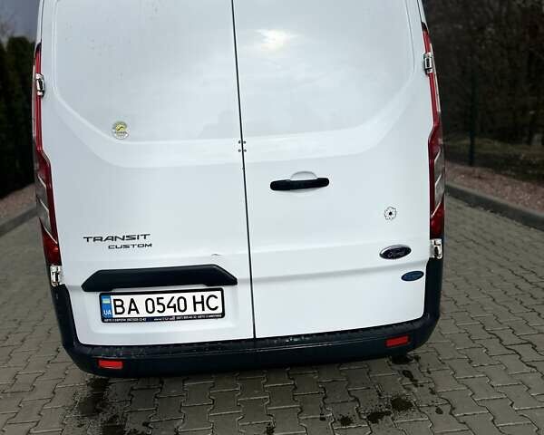 Белый Форд Транзит Кастом, объемом двигателя 2.2 л и пробегом 280 тыс. км за 15500 $, фото 11 на Automoto.ua